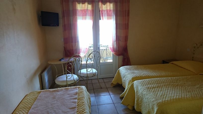 Imagen de la habitación del Hotel Hôtel Restaurant Les Cavalets. Foto 11