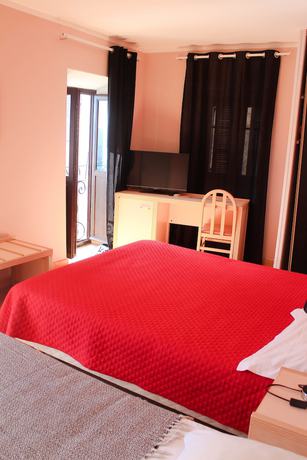 Imagen de la habitación del Hotel H&ocirc;tel Restaurant U Santa Maria. Foto 19