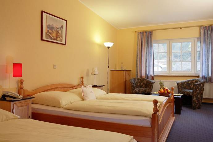Imagen de la habitación del Hotel H&ocirc;tel - Restaurant Victor Hugo. Foto 7