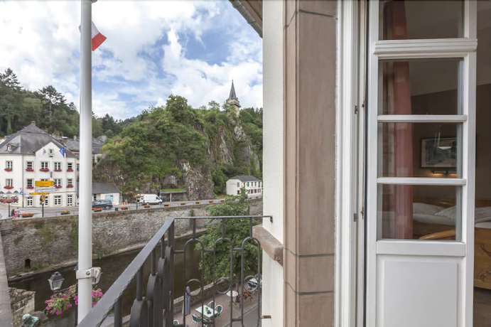 Imagen de la habitación del Hotel H&ocirc;tel - Restaurant Victor Hugo. Foto 10