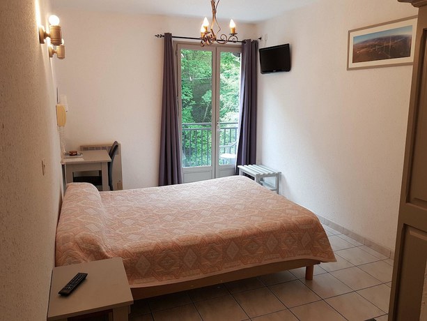 Imagen de la habitación del Hotel H&ocirc;tel Restaurant de la Jonte. Foto 16