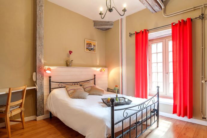 Imagen de la habitación del Hotel H&ocirc;tel Restaurant le Prieur&eacute;. Foto 9