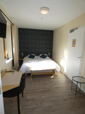 Imagen de la habitación del Hotel H&ocirc;tel Restaurant le clos de l \'Ancien Pressoir. Foto 5