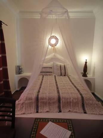 Imagen de la habitación del Hotel H&ocirc;tel Riad Gnaoua. Foto 11