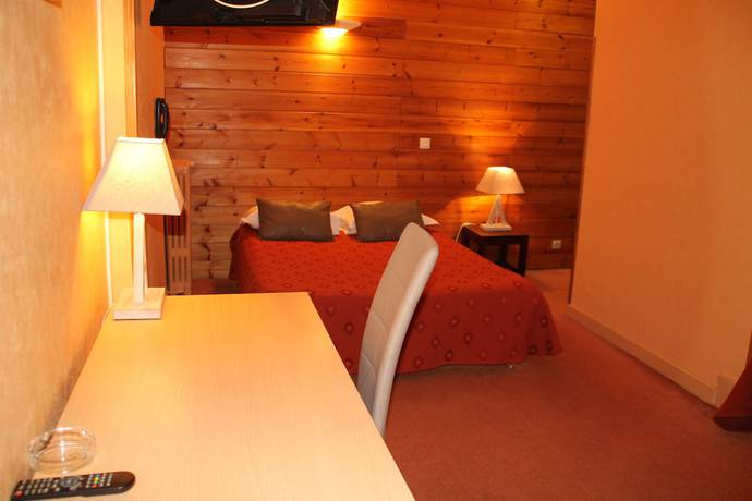 Imagen de la habitación del Hotel H&ocirc;tel Rivi&egrave;re. Foto 7