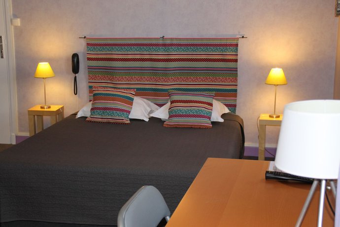 Imagen de la habitación del Hotel H&ocirc;tel Rivi&egrave;re. Foto 12