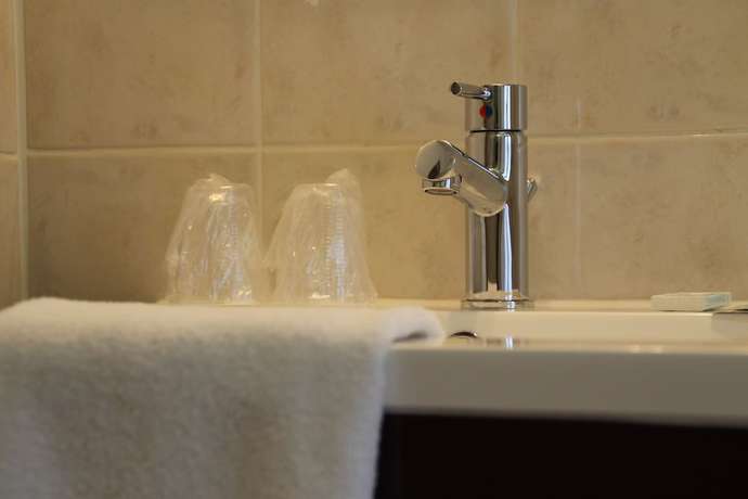 Imagen de la habitación del Hotel H&ocirc;tel Rivi&egrave;re. Foto 19