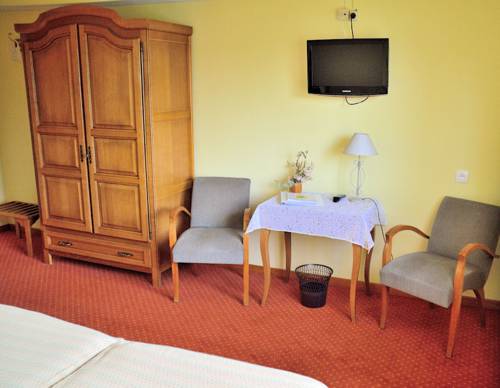 Imagen de la habitación del Hotel H&ocirc;tel Roess. Foto 2