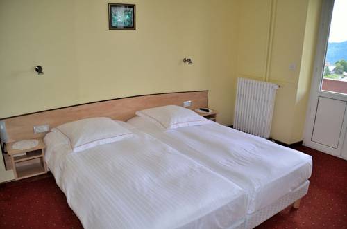 Imagen de la habitación del Hotel H&ocirc;tel Roess. Foto 4