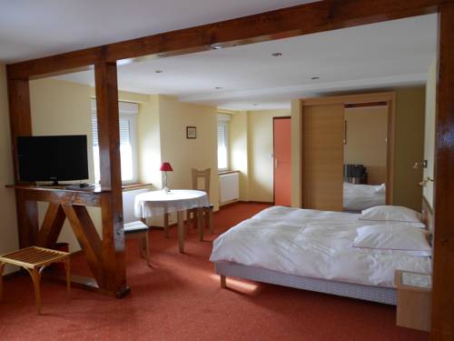 Imagen de la habitación del Hotel H&ocirc;tel Roess. Foto 10