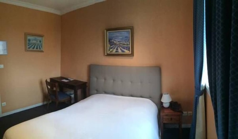 Imagen de la habitación del Hotel H&ocirc;tel Saint Alban. Foto 5