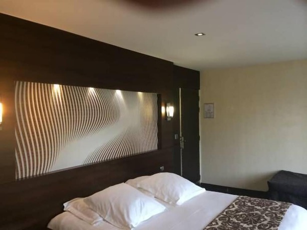Imagen de la habitación del Hotel H&ocirc;tel Saint Alban. Foto 20