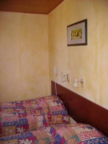 Imagen de la habitación del Hotel H&ocirc;tel Saint Clair. Foto 12