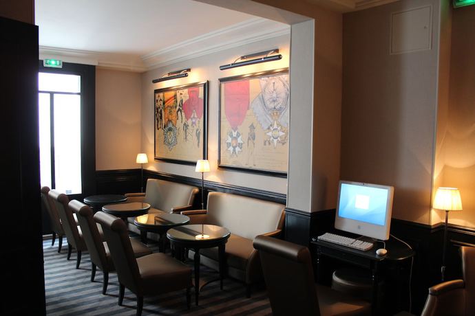 Imagen de los interiores del Hotel Hôtel Saint Cyr Etoile. Foto 15