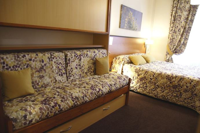 Imagen de la habitación del Hotel H&ocirc;tel Saint Georges. Foto 2