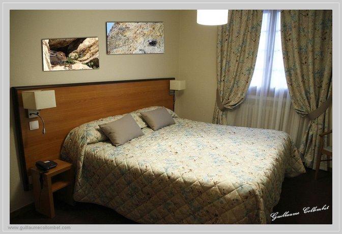 Imagen de la habitación del Hotel H&ocirc;tel Saint Georges. Foto 3