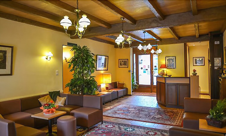 Imagen de los interiores del Hotel H&ocirc;tel Saint Georges. Foto 19