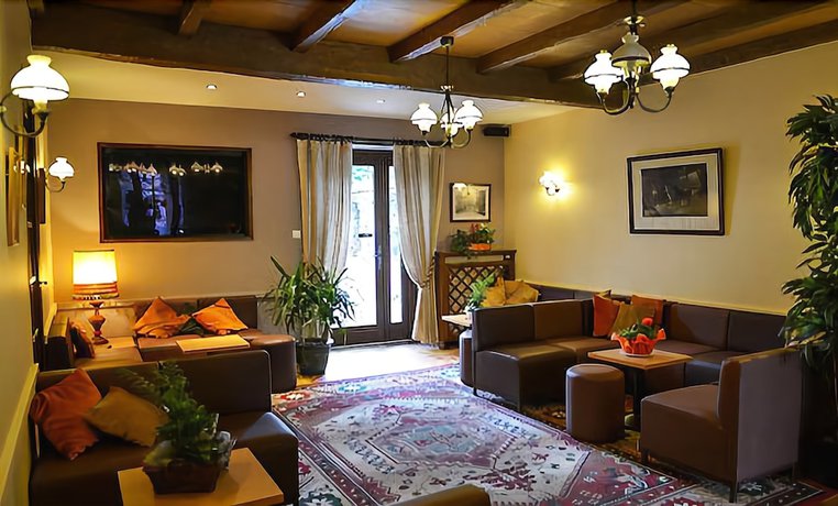 Imagen de los interiores del Hotel H&ocirc;tel Saint Georges. Foto 20