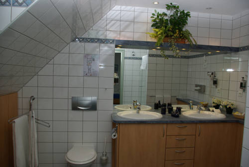 Imagen de la habitación del Hotel H&ocirc;tel Saint Hubert - Colmar Sud. Foto 8