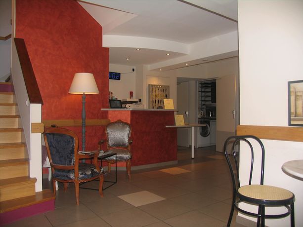 Imagen de los interiores del Hotel H&ocirc;tel Saint Jean, BOURGES. Foto 19