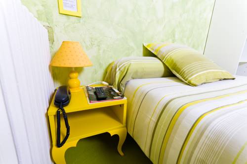 Imagen de la habitación del Hotel Hôtel Saint Jean. Foto 9