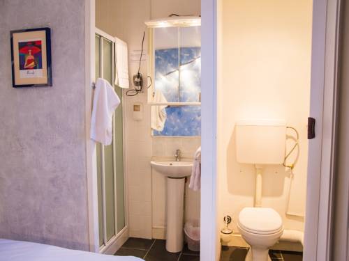 Imagen de la habitación del Hotel H&ocirc;tel Saint Jean, Tours. Foto 13