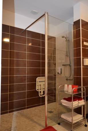 Imagen de la habitación del Hotel H&ocirc;tel Saint Yves. Foto 3