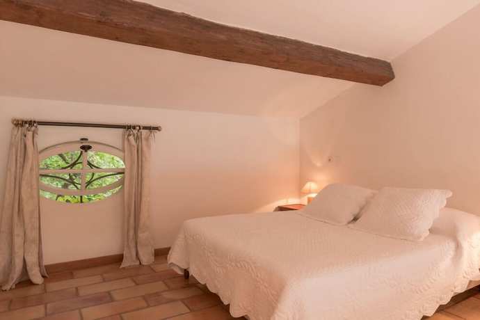 Imagen de la habitación del Hotel H&ocirc;tel Saint-Vincent. Foto 16