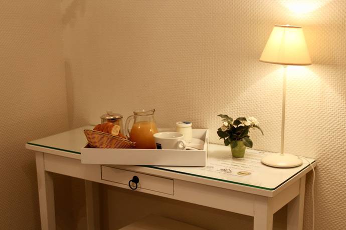 Imagen de la habitación del Hotel H&ocirc;tel Sainte Marie. Foto 13