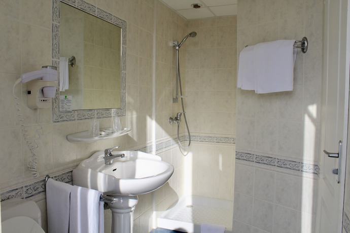 Imagen de la habitación del Hotel H&ocirc;tel Sainte Marie. Foto 14