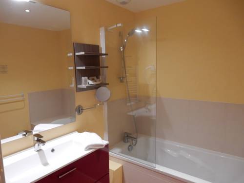 Imagen de la habitación del Hotel H&ocirc;tel Saint-hubert, Cheverny. Foto 3