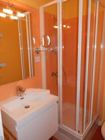 Imagen de la habitación del Hotel H&ocirc;tel Saint-hubert, Cheverny. Foto 15