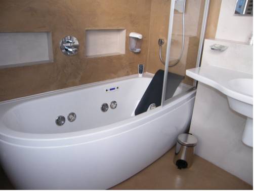 Imagen de la habitación del Hotel H&ocirc;tel Saint-pierre. Foto 10