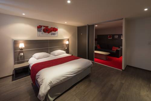 Imagen de la habitación del Hotel H&ocirc;tel Saint-pierre, Pontarlier. Foto 2