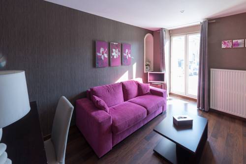 Imagen de la habitación del Hotel H&ocirc;tel Saint-pierre, Pontarlier. Foto 4