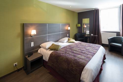 Imagen de la habitación del Hotel H&ocirc;tel Saint-pierre, Pontarlier. Foto 10