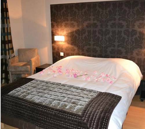 Imagen de la habitación del Hotel H&ocirc;tel Saint-pierre, Pontarlier. Foto 12