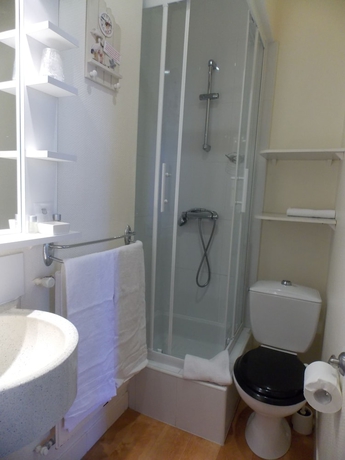 Imagen de la habitación del Hotel Hôtel San Pedro. Foto 15