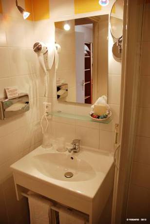 Imagen de la habitación del Hotel H&ocirc;tel Savoie Leman. Foto 5