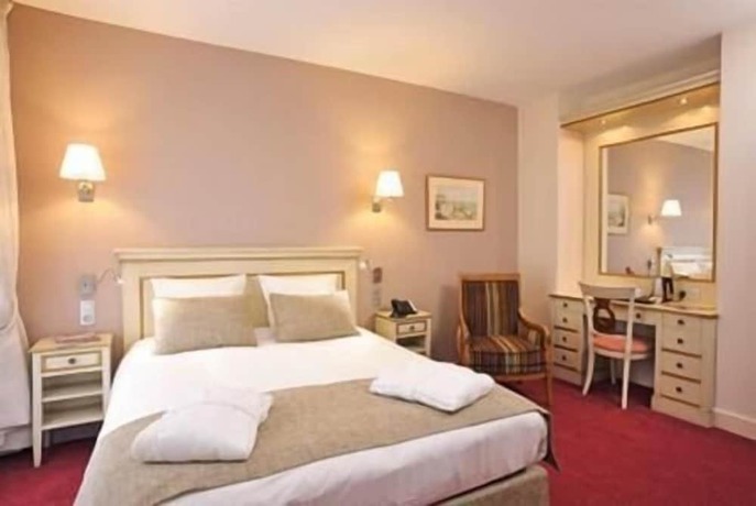 Imagen de la habitación del Hotel H&ocirc;tel Spa Thermalia. Foto 13