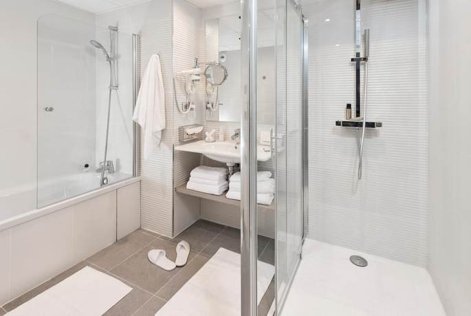 Imagen de la habitación del Hotel H&ocirc;tel Spa Valdys La Baie. Foto 4