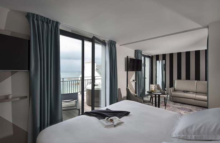 Imagen de la habitación del Hotel H&ocirc;tel Spa Valdys La Baie. Foto 11