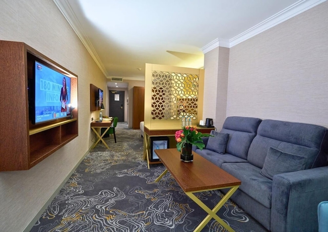 Imagen de la habitación del Hotel H&ocirc;tel St. Eug&egrave;ne. Foto 7