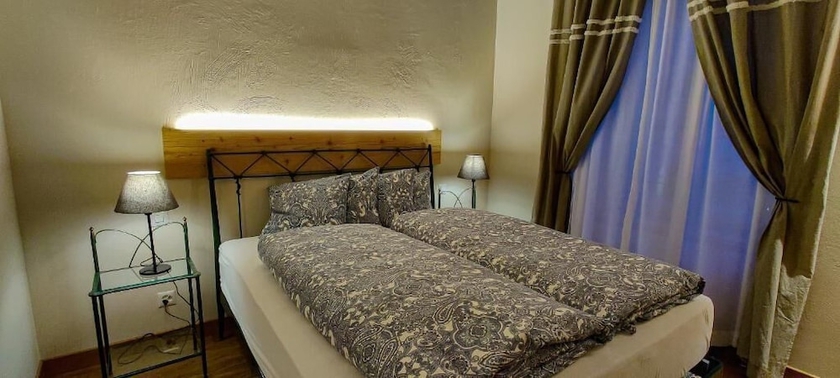 Imagen de la habitación del Hotel H&ocirc;tel St-Georges Romont. Foto 12