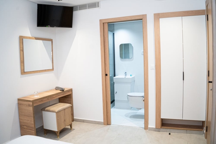 Imagen de la habitación del Hotel Hôtel Suisse. Foto 8