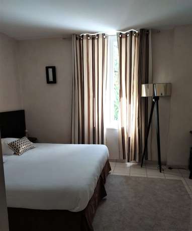 Imagen de la habitación del Hotel H&ocirc;tel Synaya. Foto 3