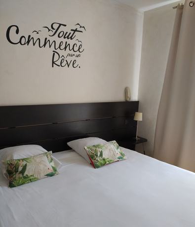 Imagen de la habitación del Hotel H&ocirc;tel Synaya. Foto 18