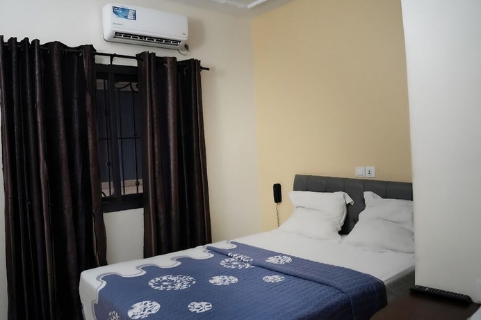 Imagen de la habitación del Hotel H&ocirc;tel TOMEDI. Foto 11
