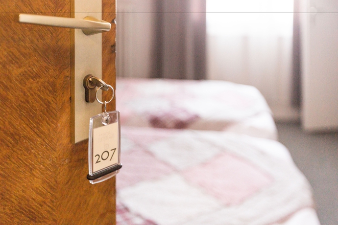 Imagen de la habitación del Hotel H&ocirc;tel Terminus, ANGOULEME. Foto 8