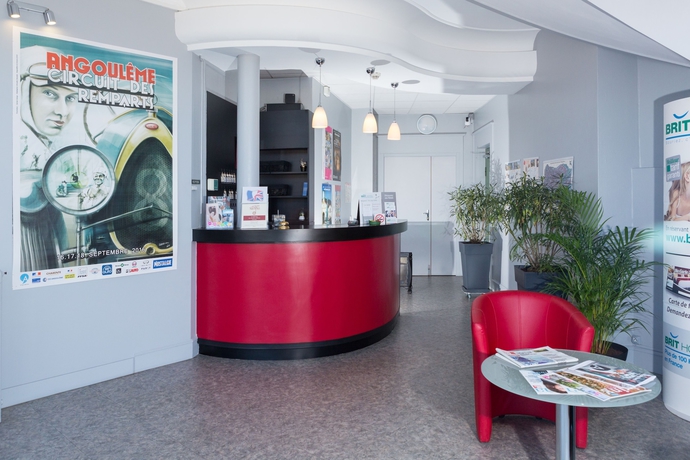 Imagen de los interiores del Hotel H&ocirc;tel Terminus, ANGOULEME. Foto 19